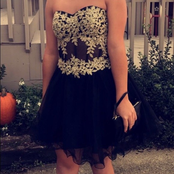 black homecoming dress with gold beading - Picture 2 of 2